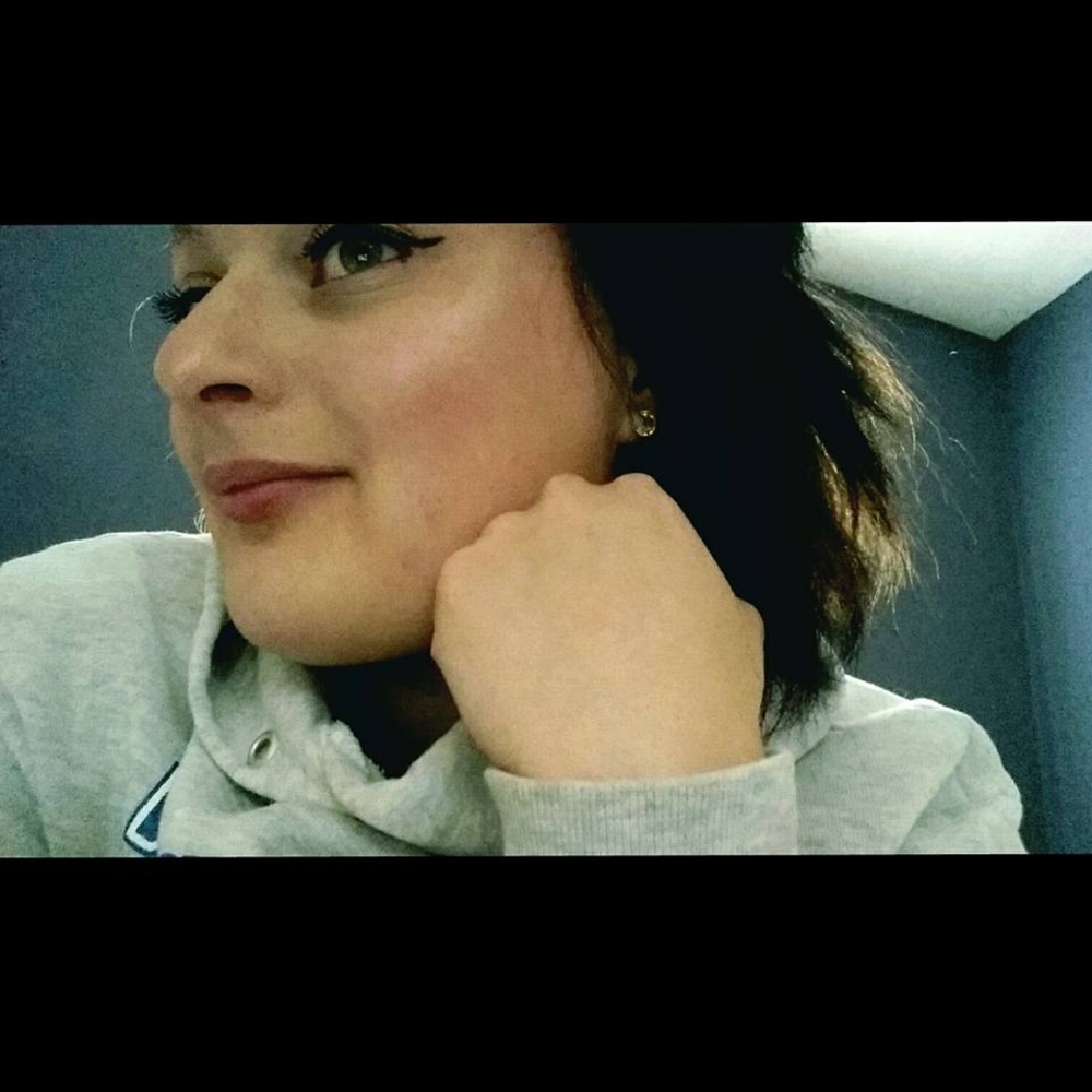 Meet your Posher, Breea